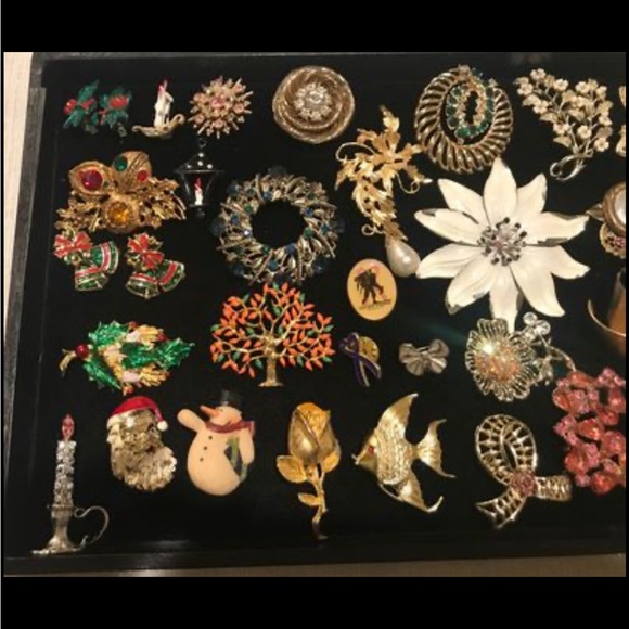 Vintage Pin Collection - Picture 3 of 3